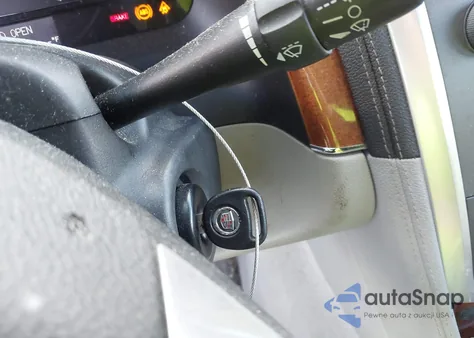 2008 Cadillac Srx V6 z USA, uszkodzony, nr VIN 1GYEE637080204905